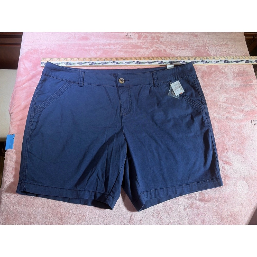 Maurice's NWT Navy Blue Twill Shorts Sz 20
